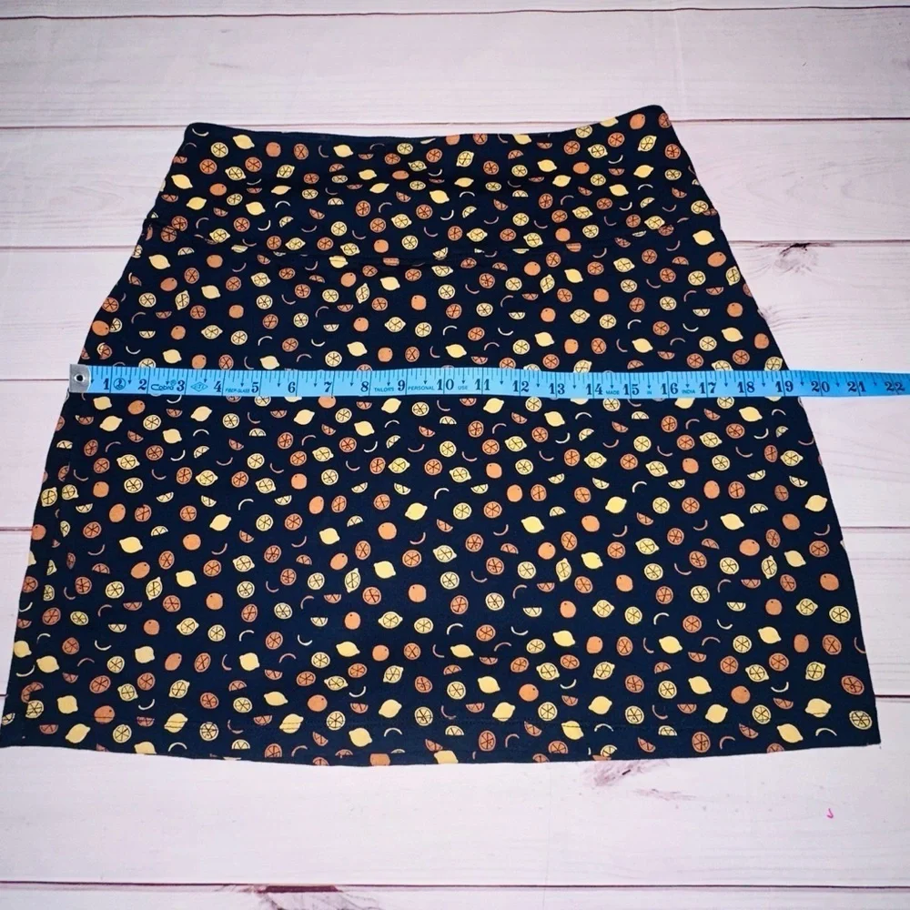 Teezher Skort with Built-In Shorts – Size M Tennis Pickleball Walking Gym Golf